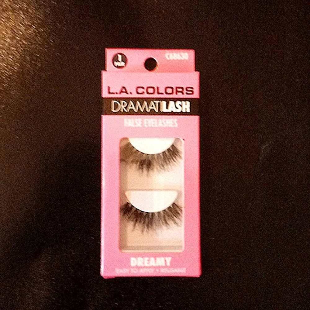 🎁FREE GIFT🎁NIB New In Box False Eyelashes Dramatilash - Picture 4 of 7